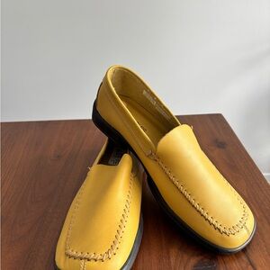 Brand new, never worn loafers size US8.5